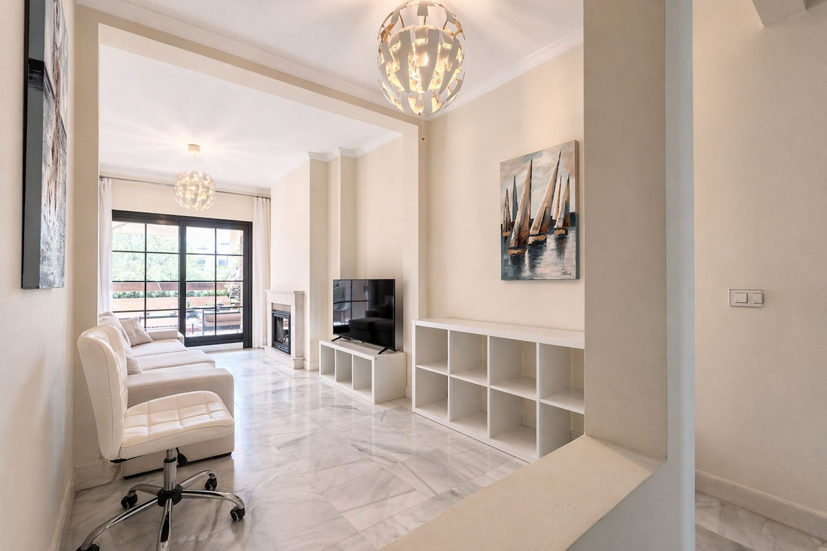 Apartamentos de 2 dormitorios en venta en Hacienda del Sol – R5367256