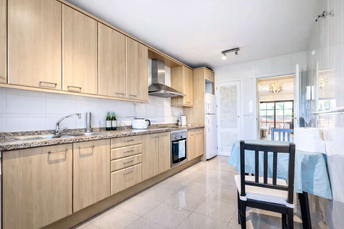 Apartamentos de 2 dormitorios en venta en Hacienda del Sol – R5367256