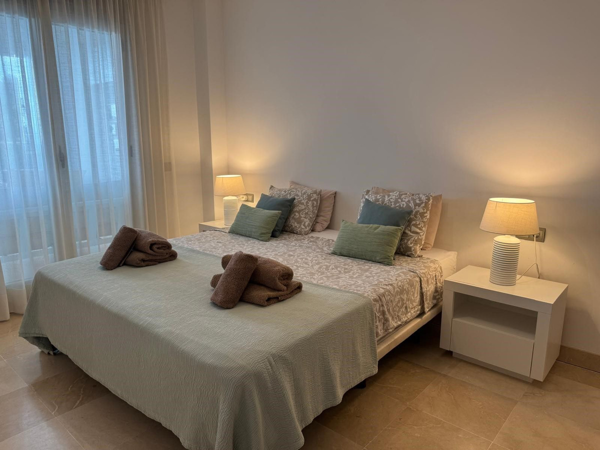 3 bedroom Apartments for sale in La Mairena – R5368153