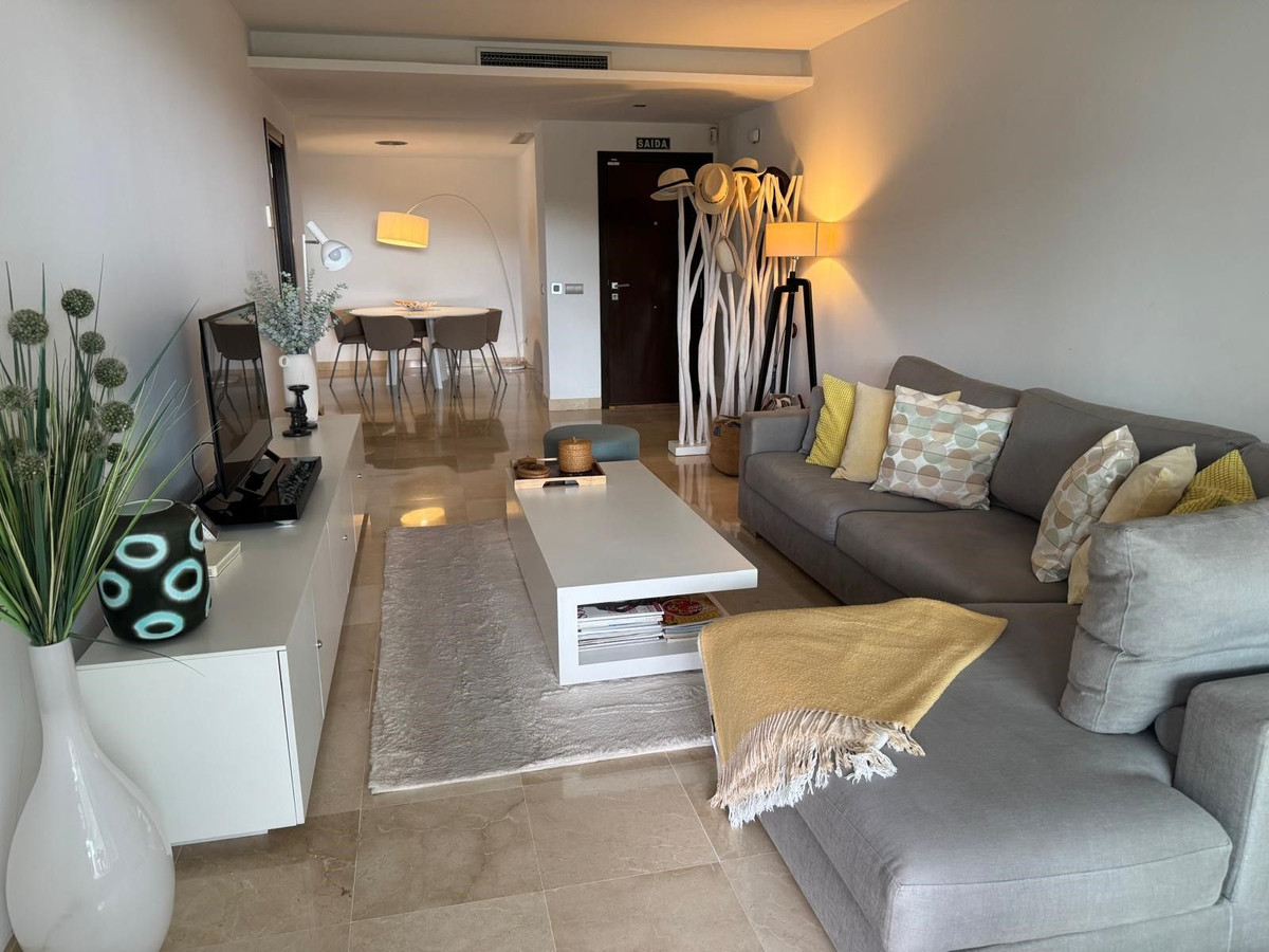 Apartamentos de 3 dormitorios en venta en La Mairena – R5368153